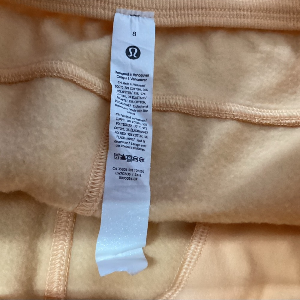 Lululemon Peach Sweat Shorts size 8. - Picture 4 of 6